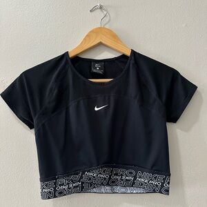 Nike Dri-Fit Crop